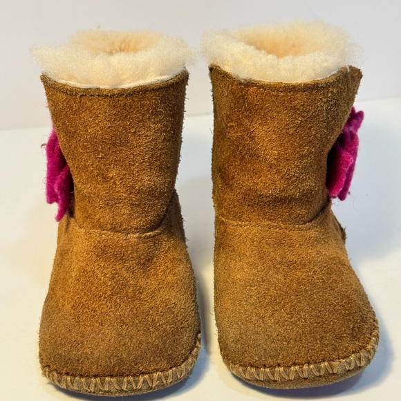 UGG Other - UGG Cassie Bow Boots - Toddler Kids Size 4/5 - Tan & Pink Suede Leather